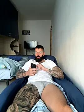 Gioeltoro89 on StripChat