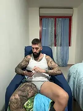 Gioeltoro89 on StripChat