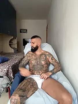 Gioeltoro89 on StripChat