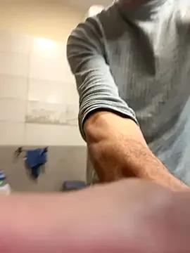 Gionnytav on StripChat