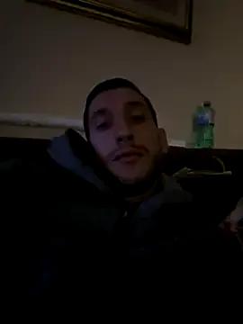 Gionnytav on StripChat