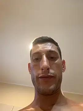 Gionnytav on StripChat