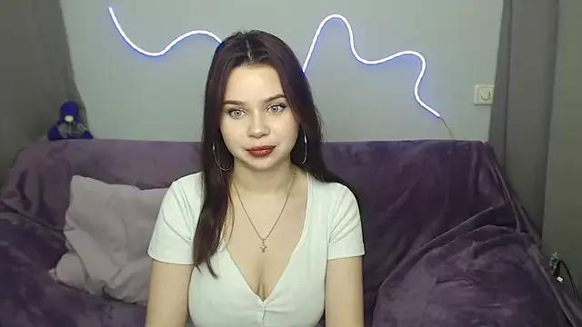 GloriyaDre on StripChat