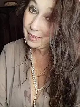 GypsyEsmeralda on StripChat