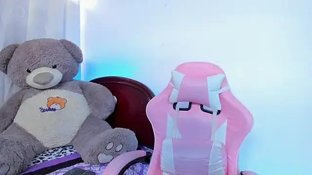 HairyKitty__ on StripChat