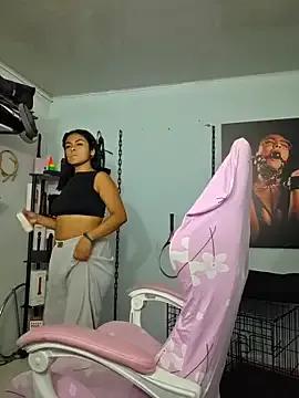 Hannah-grace on StripChat