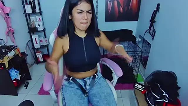 Hannah-grace on StripChat