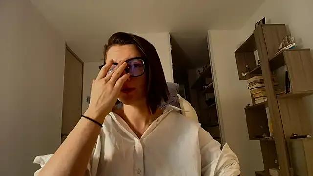 Hannah______ on StripChat