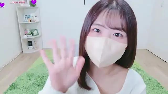 Haru_chiii on StripChat