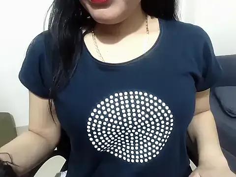 Hazel_Angel on StripChat