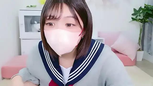 Hinata_Sun on StripChat