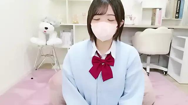 Hinata_Sun on StripChat