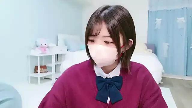 Hinata_Sun on StripChat