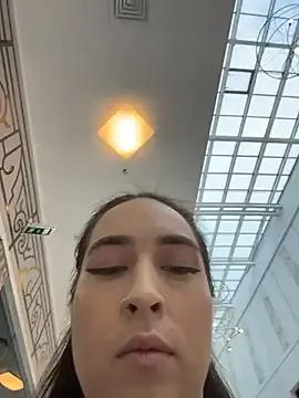 Holly_Play on StripChat