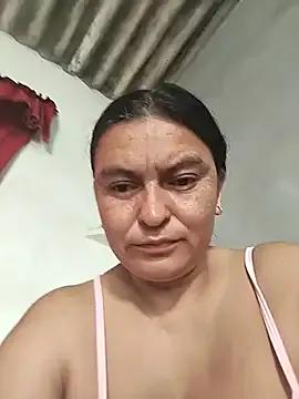 Horny-Mommy-Dirty on StripChat