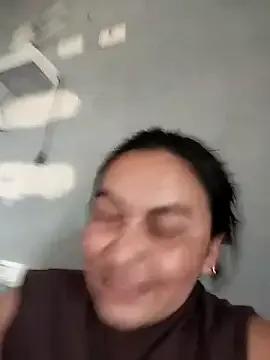 Horny-Mommy-Dirty on StripChat