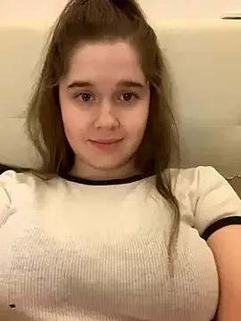 HornyGirlH on StripChat