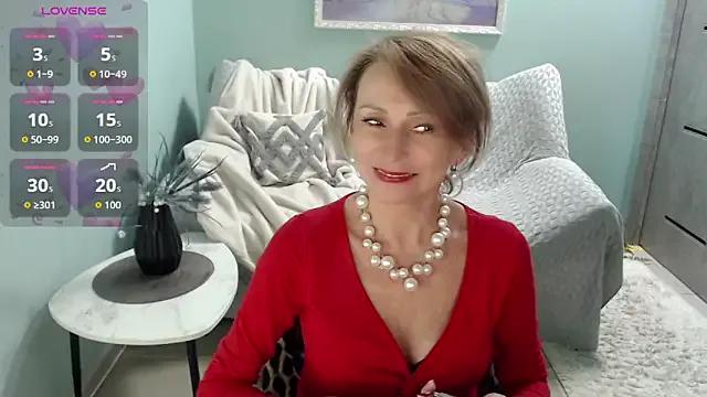 HornyMilf_777 on StripChat