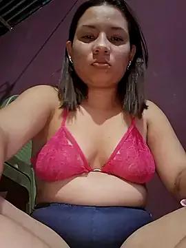 hot-mom22 on StripChat