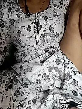 Hotty-Monaa on StripChat