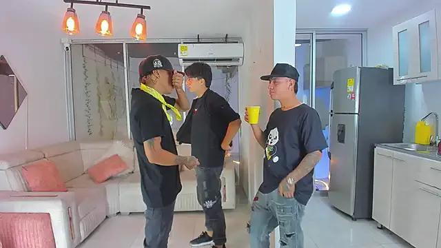 Houseofwarrios on StripChat