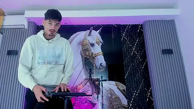 Iam_Steven on StripChat