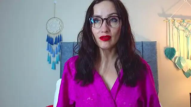 IberianMoonMK on StripChat