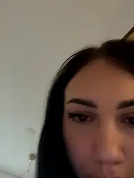 ilariea_girl on StripChat