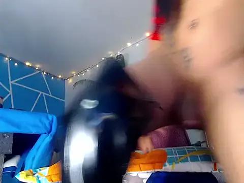 iris_goddessofthesky on StripChat