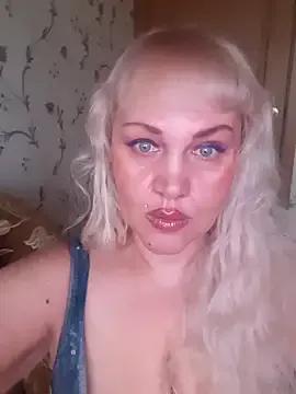 IsabellaBoni on StripChat