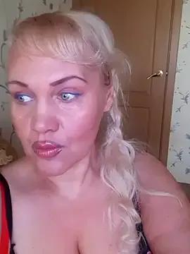 IsabellaBoni on StripChat