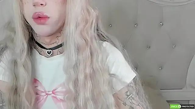 Joy_Barker — HARD COCK IN DOGGY POSE