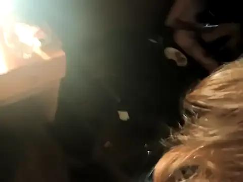 Junani2231 on StripChat