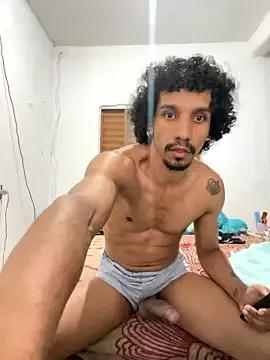 kaiquemoreno005 on StripChat