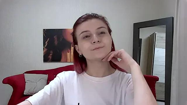 KellyStone on StripChat