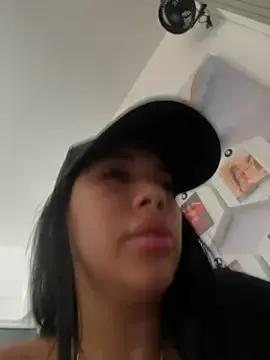 kiim_taaylor on StripChat