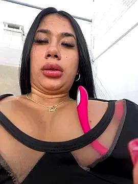 kiim_taaylor on StripChat