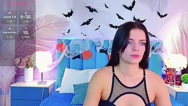 kimberlyy77 on StripChat