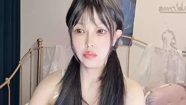 kiraa-0051 on StripChat