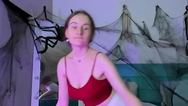 L1ittle_kitty_ on StripChat