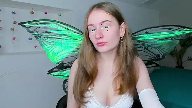 L1ittle_kitty_ on StripChat