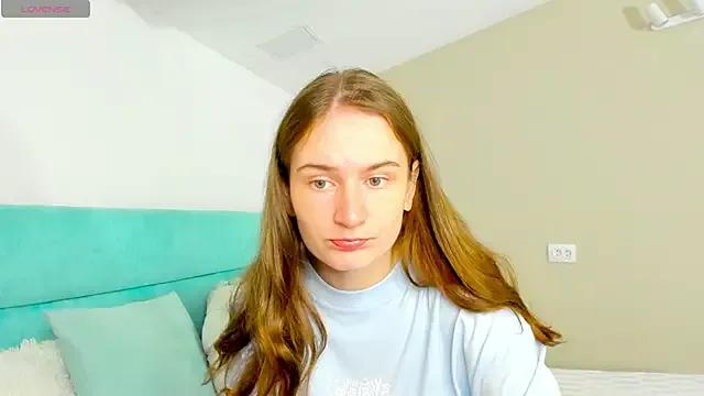 L1ittle_kitty_ on StripChat