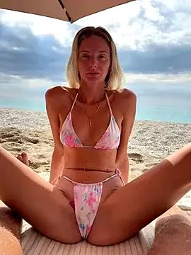 Lady_Liaa on StripChat