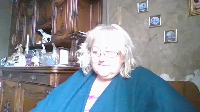 Lala-Love56 on StripChat