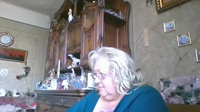 Lala-Love56 on StripChat