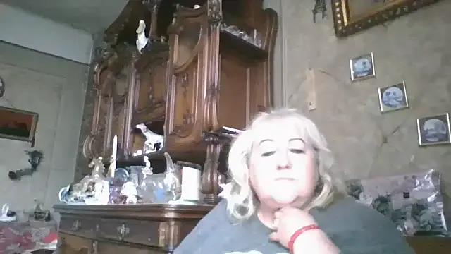 Lala-Love56 on StripChat