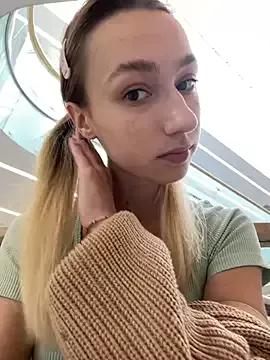 Lia__Love on StripChat