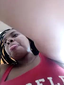 lia_mariana on StripChat