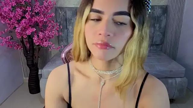 lilith4_s on StripChat