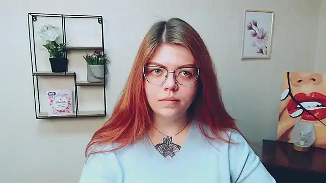 Lina_ri_ on StripChat